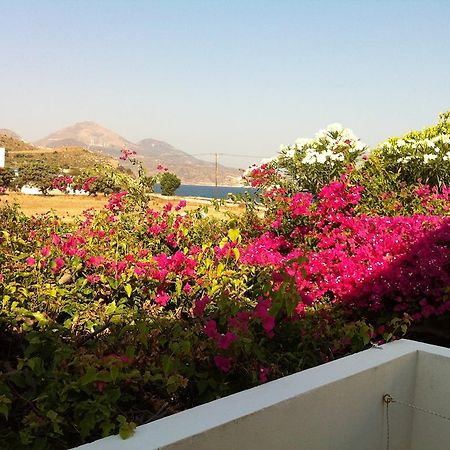 Hotel Porto Milos Adamantas  Pokój zdjęcie